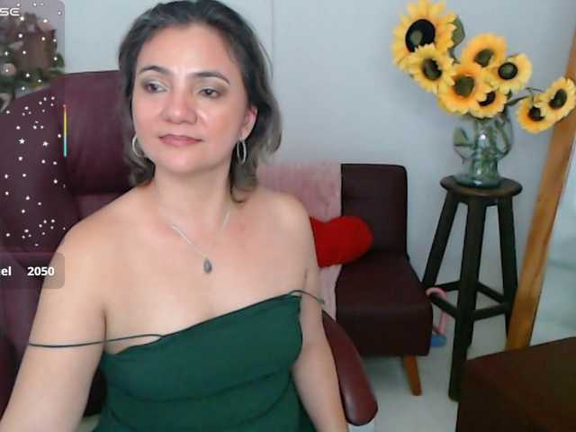 ana-milf live cam preview