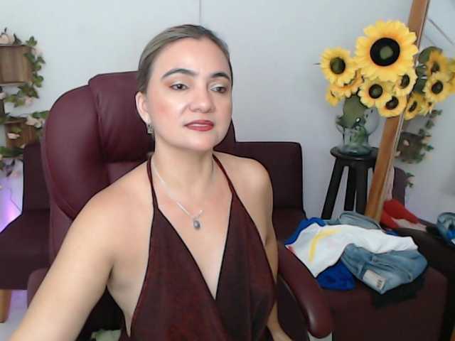 ana-milf live cam on BongaCams