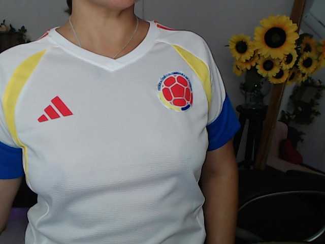 ana-milf live cam on BongaCams