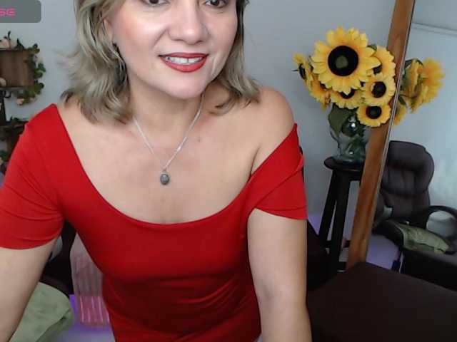 ana-milf live cam on BongaCams
