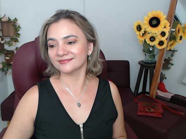 ana-milf live cam on BongaCams
