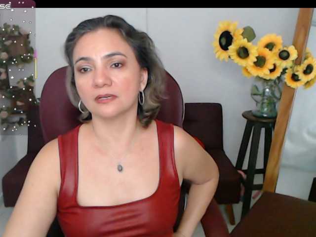ana-milf live cam on BongaCams