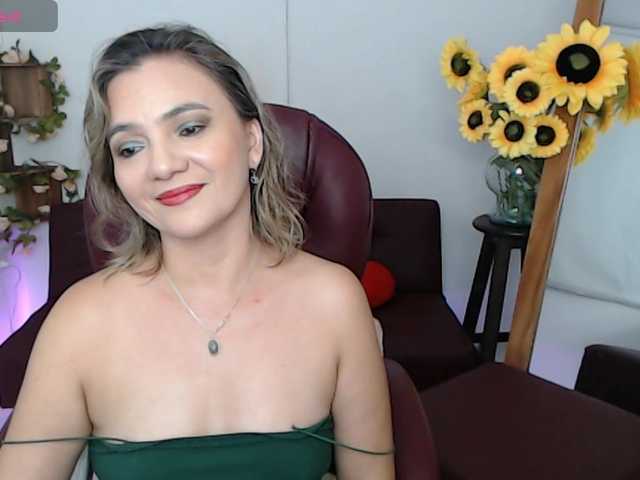ana-milf live cam on BongaCams