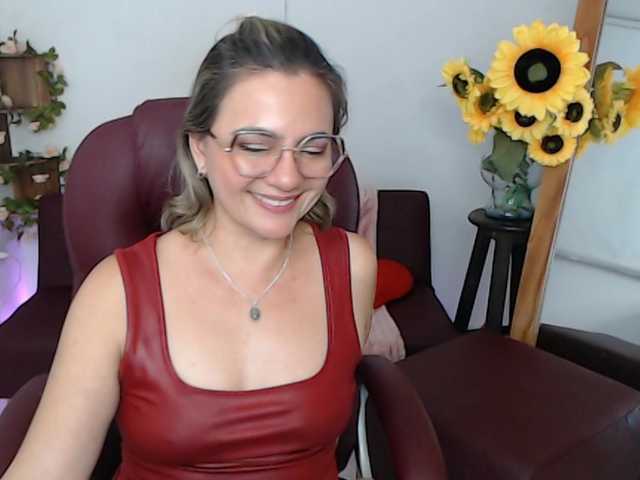 ana-milf live webcam show