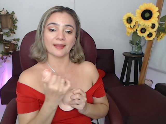 ana-milf live cam on BongaCams