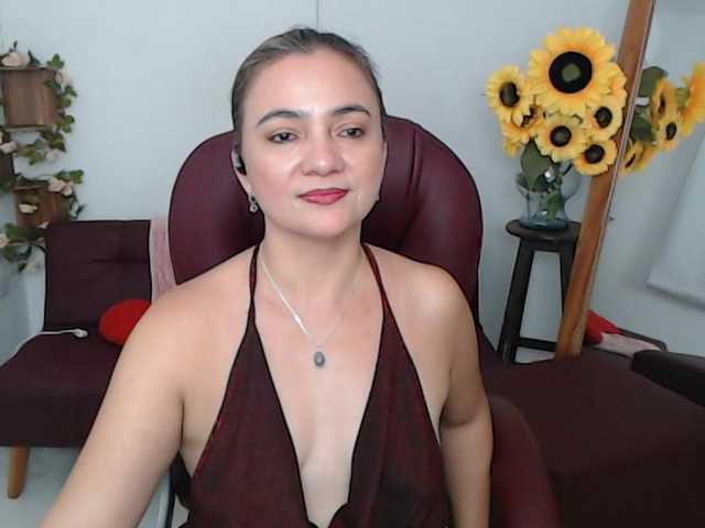 ana-milf live cam on BongaCams