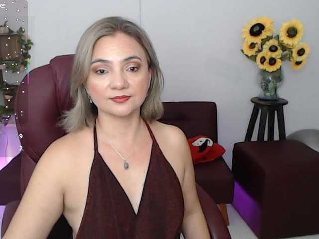 ana-milf's BongaCams show and profile