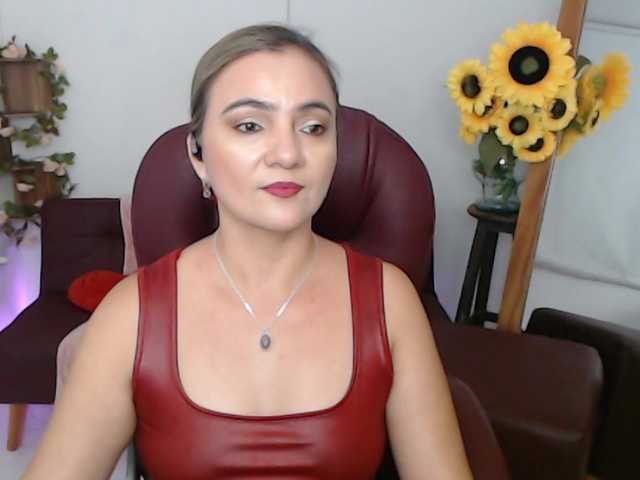 ana-milf live cam on BongaCams