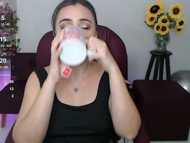 ana-milf's BongaCams show and profile