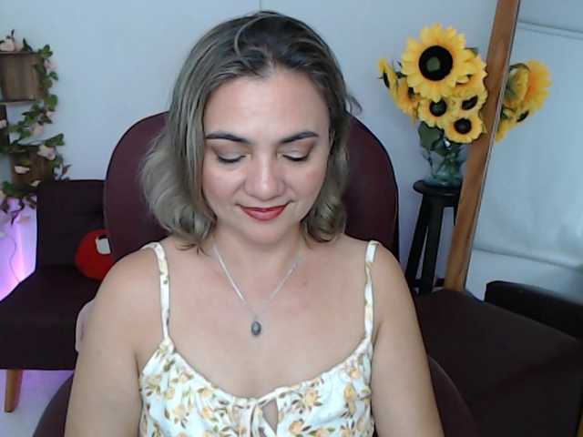 ana-milf live cam on BongaCams