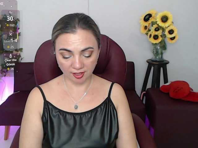 ana-milf's BongaCams show and profile