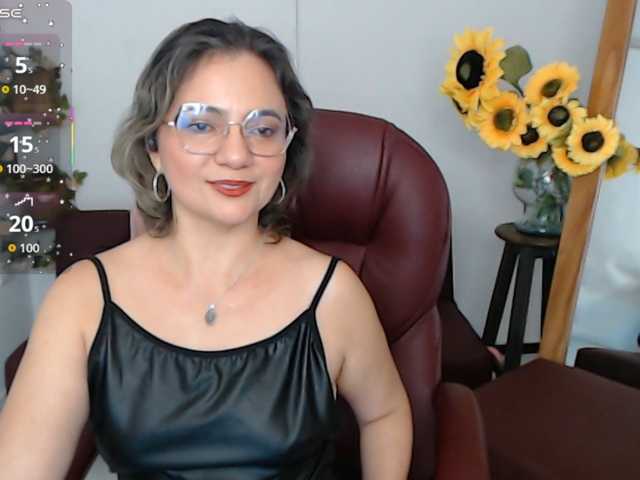 ana-milf live cam on BongaCams