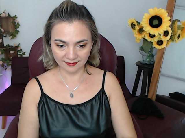 ana-milf live cam on BongaCams