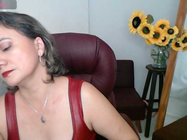 ana-milf live cam on BongaCams