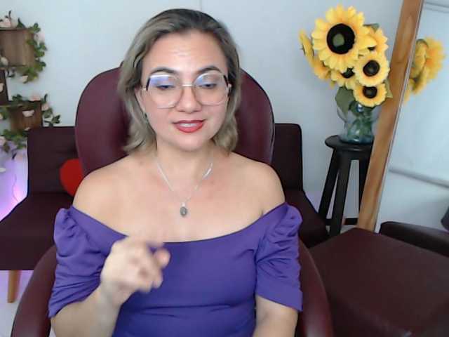 ana-milf live cam on BongaCams