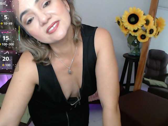 ana-milf live webcam show