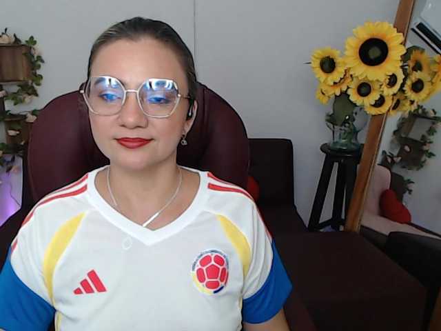 ana-milf live cam on BongaCams