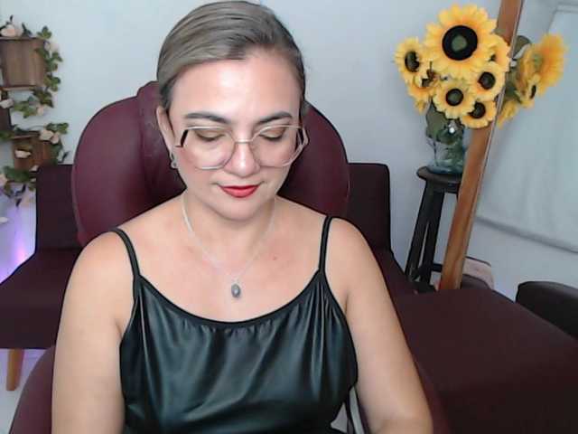 ana-milf live cam on BongaCams