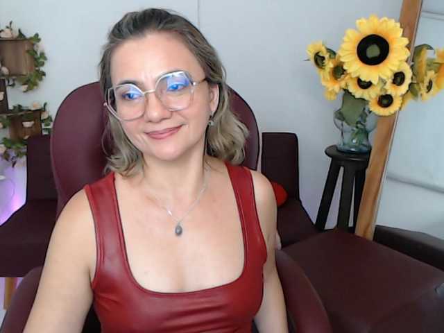 ana-milf live webcam show