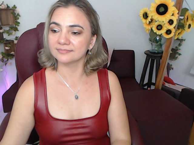 ana-milf Live Cam on BongaCams