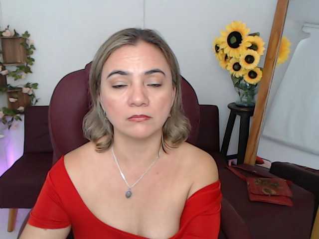 ana-milf live cam on BongaCams