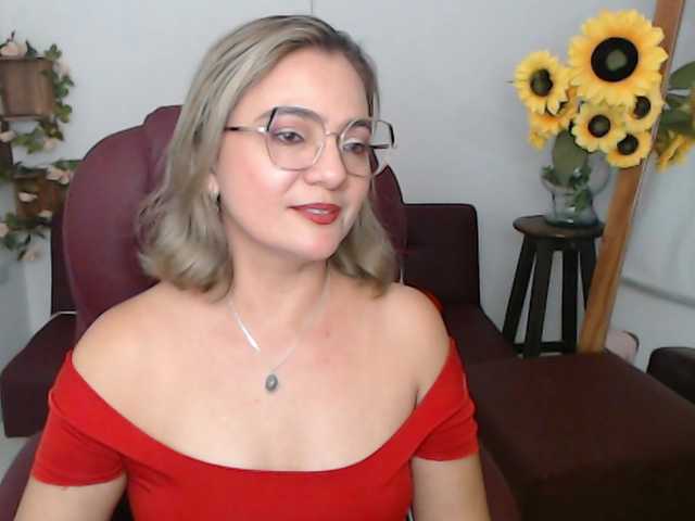 ana-milf live cam on BongaCams