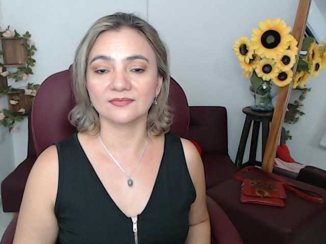 ana-milf live cam on BongaCams