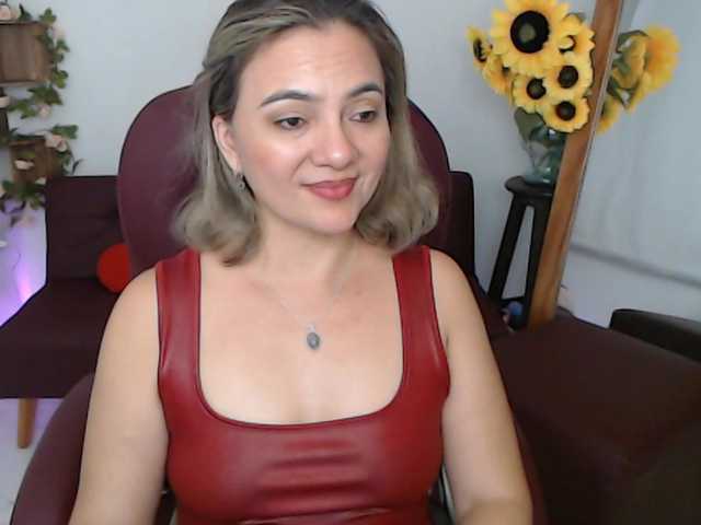ana-milf live cam on BongaCams