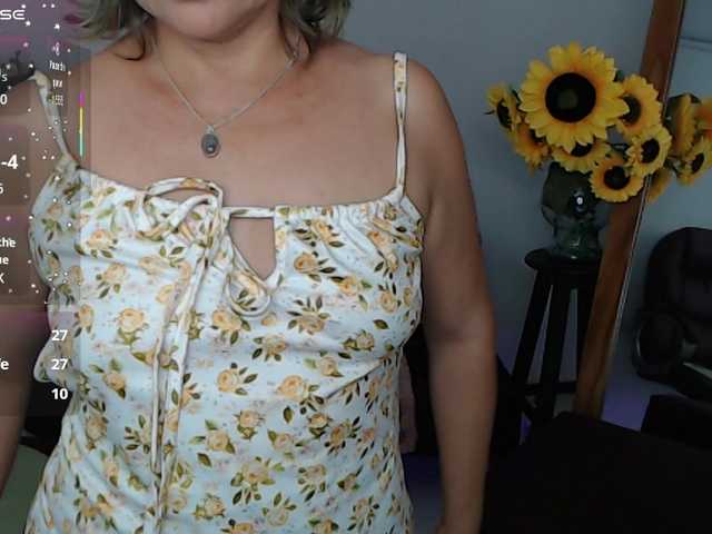 ana-milf live webcam show