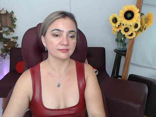 ana-milf webcam