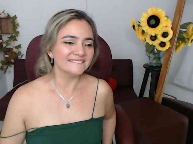 ana-milf webcam