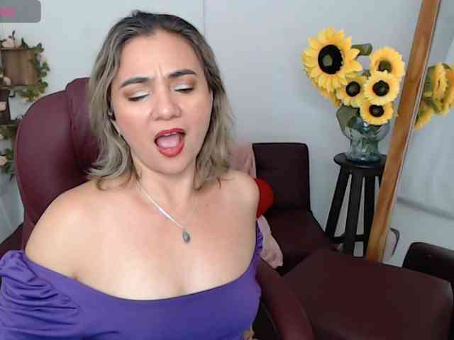 ana-milf webcam