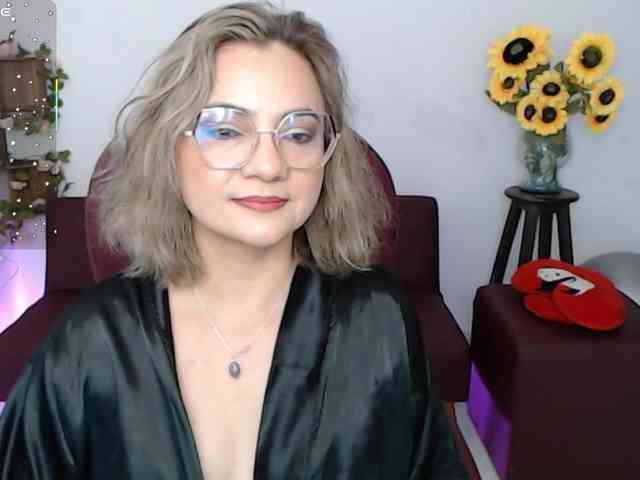 ana-milf webcam