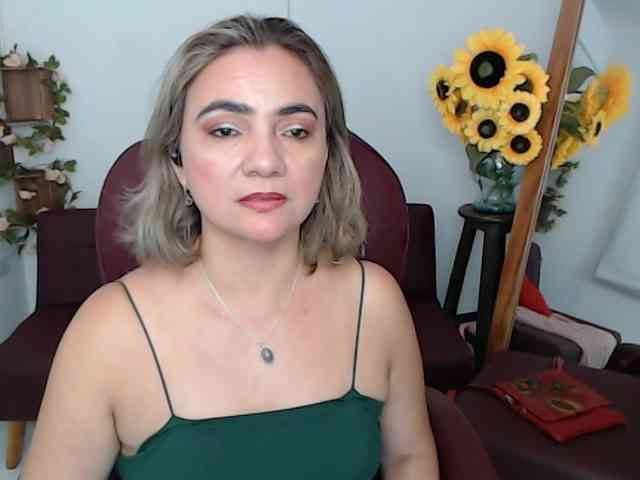 ana-milf webcam