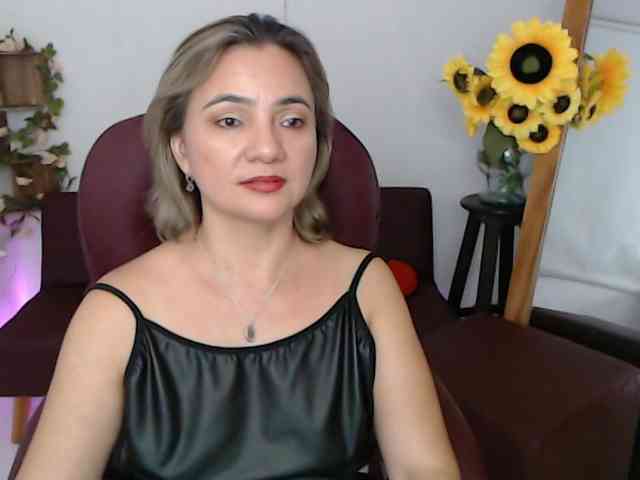 ana-milf