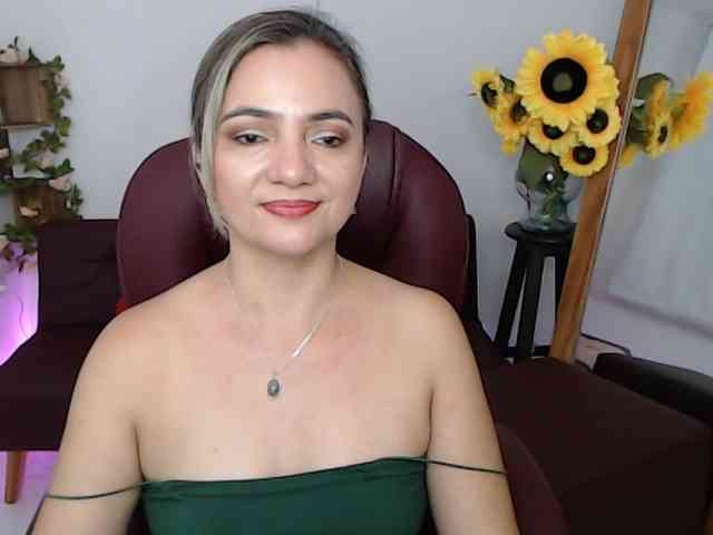 ana-milf webcam