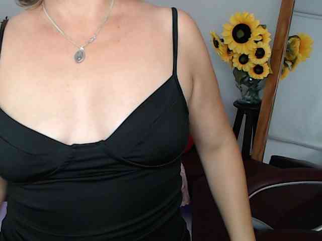 ana-milf webcam