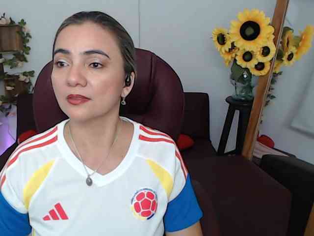 ana-milf webcam
