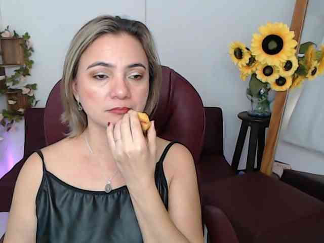 ana-milf