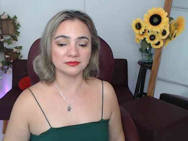 ana-milf webcam