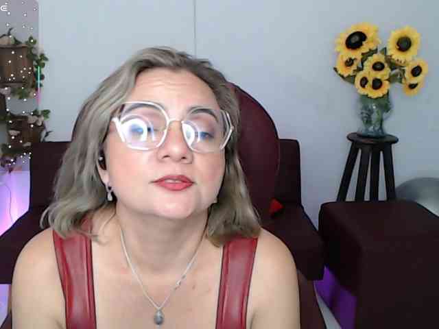 ana-milf webcam