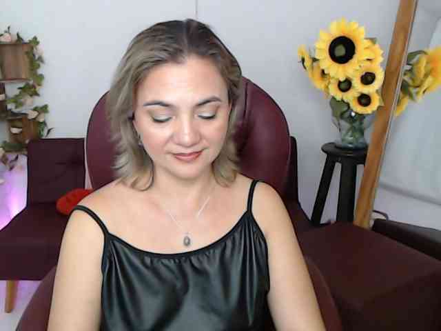 ana-milf webcam