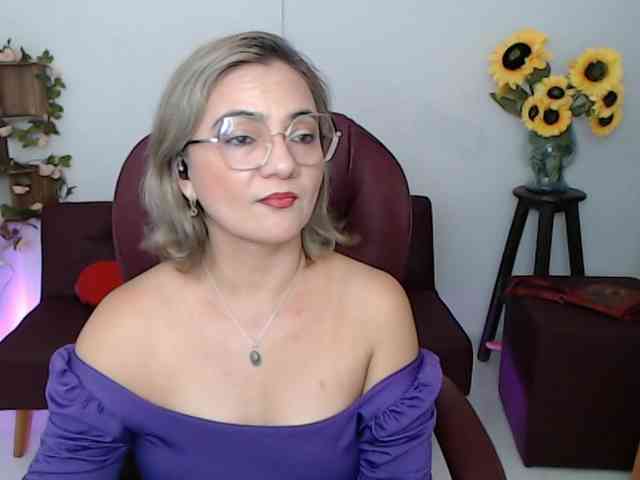ana-milf