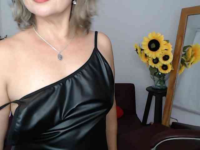 ana-milf webcam