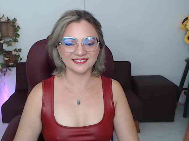 ana-milf webcam