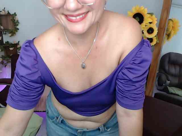 ana-milf webcam