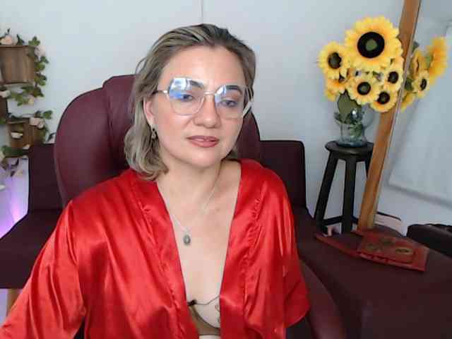 ana-milf webcam