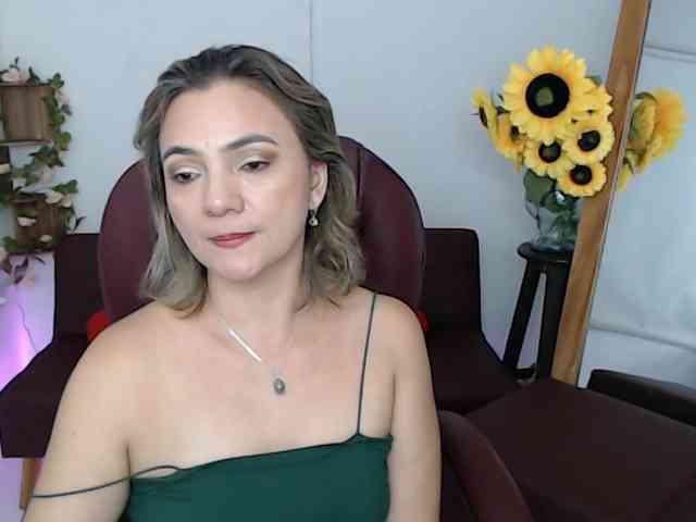 ana-milf webcam