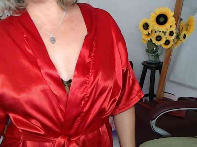 ana-milf