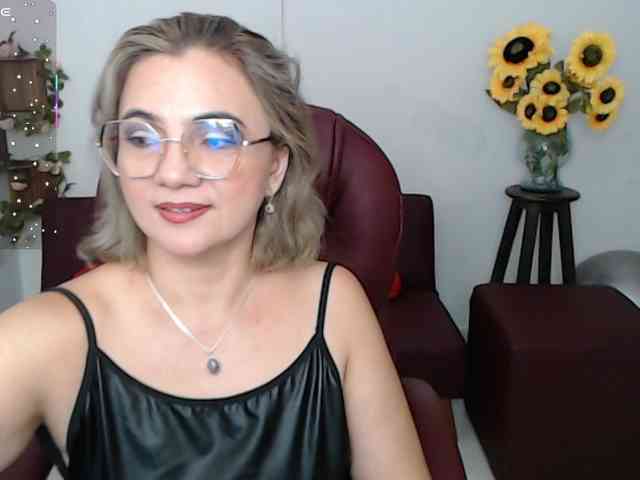 ana-milf webcam